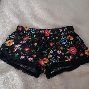 Curte floral fringed shorts